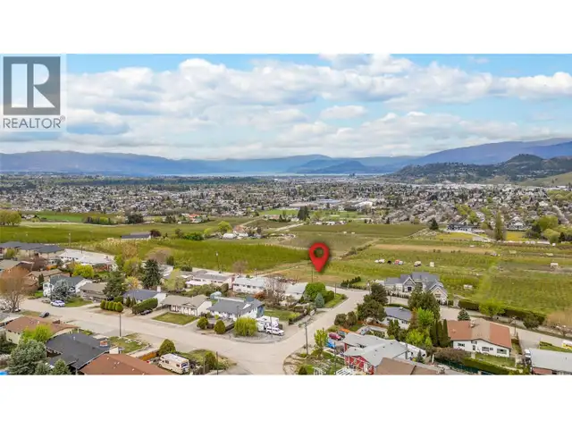 1080 Gibson Road Kelowna, British Columbia in Land for Sale in Penticton - Image 4