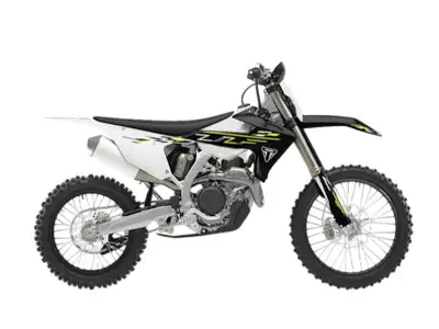 Argyll Motorsports 2026 Triumph TF 450-C Jet black/ Pure white Born to conquer Features may include:...