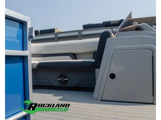 2024 Starcraft EX 20 C TRITOON PTS with 90HP in Powerboats & Motorboats in Ottawa - Image 9