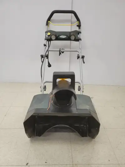 (75980-1) Yardworks 060-3999-2 Snowthrower, View more