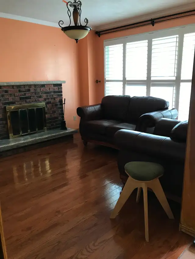 Student House 1-min. walk from Humber College N CampusUof Guelph