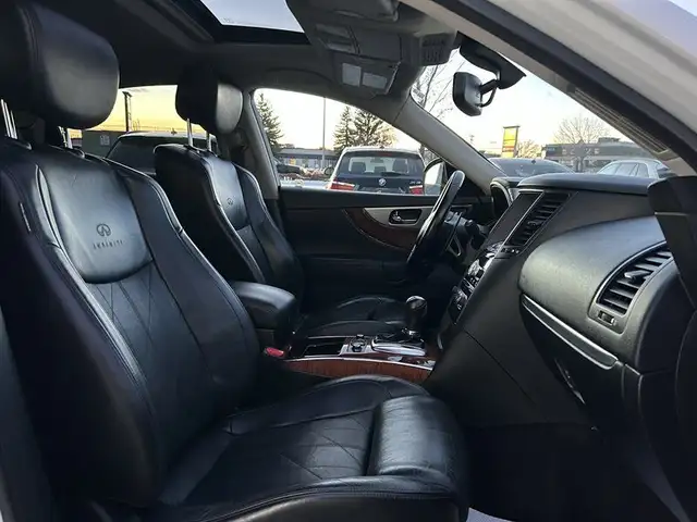 2012 INFINITI FX50 in Cars & Trucks in Edmonton - Image 25