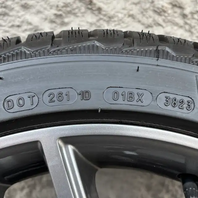 (NEW) 4x 275/35R19 Michelin Winters w/ BMW M2/M3/M4 Wheels in Tires & Rims in City of Toronto - Image 8