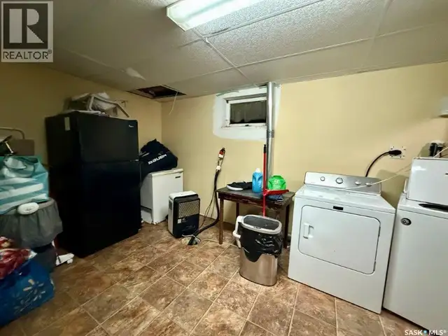 30 West ROAD Kindersley, Saskatchewan in Houses for Sale in Saskatoon - Image 29