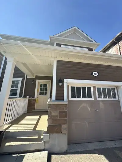 Beautiful 3 Bedroom Family Home with Garage in Quiet Kitchener Neighbourhood! (Upper Unit) Welcome t...