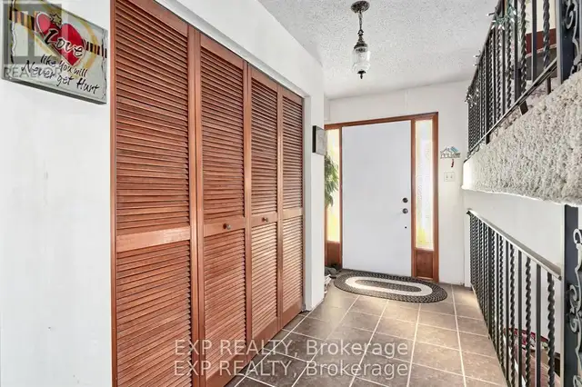 9995 PORT FRANKS ESTATES DRIVE Lambton Shores (Port Franks), Ont in Houses for Sale in Grand Bend - Image 12