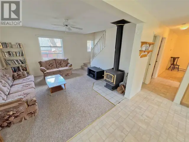 2647 STRATHCONA Avenue Tulameen, British Columbia in Houses for Sale in Whitehorse - Image 9