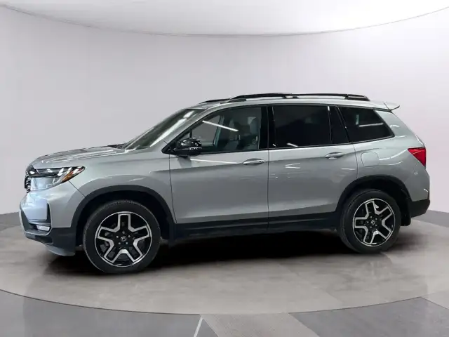 2023 Honda Passport Touring Touring AWD in Cars & Trucks in Lethbridge - Image 3