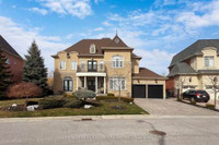 4 Adriatic Cres