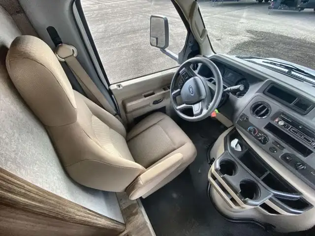 2022 Adventurer LP Class C Adventurer 19RD in RVs & Motorhomes in St. Albert - Image 17