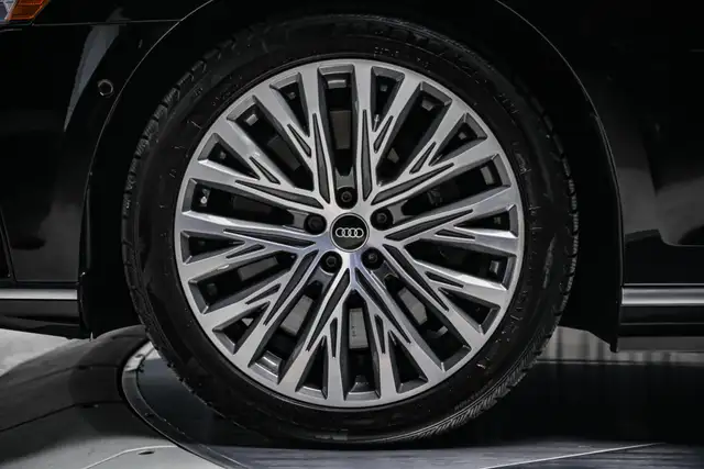 2021 Audi A8 60 TFSI V8 QUATTRO |NOACCIDENT|LONGWHEEL|SERV.RECS in Cars & Trucks in City of Toronto - Image 15