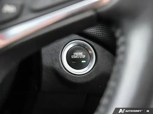 2021 Chevrolet Equinox Premier | No Accidents | Roof Rack in Cars & Trucks in Hamilton - Image 31