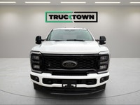 Kijiji Engine: 8 Cylinder Engine 6.7L Safety Equipment ABS And Driveline Traction Control Side Impac... (image 2)
