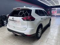 Experience the perfect combination of performance and style with this 2018 Nissan Rogue AWD SV in a... (image 6)