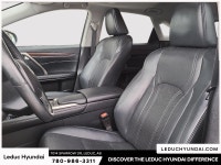 2021 Lexus RX 350 Experience the Lexus RX 350 with just 67974 km, finished in a sharp White exterior... (image 8)