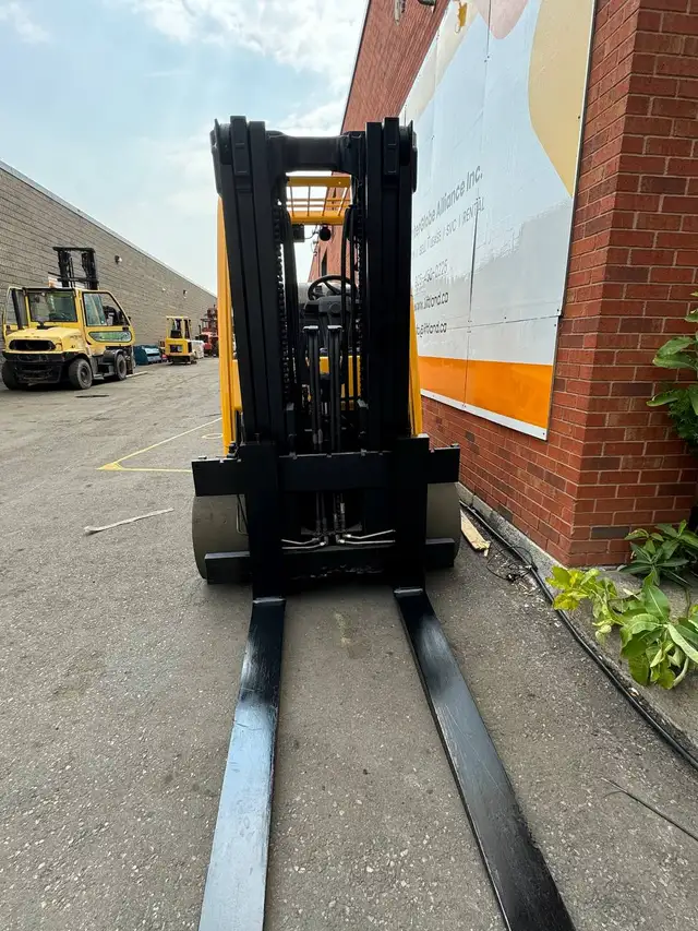 Hyster 12,000lb S120FT Propane Forklift in Heavy Equipment in Mississauga / Peel Region - Image 6