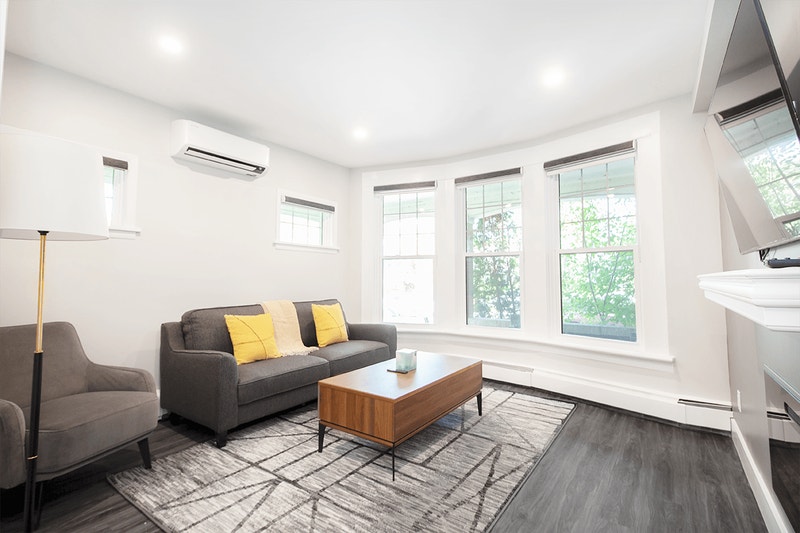 826 Wolseley Avenue ThreeBedroom Suite MultiUnit House for R Long