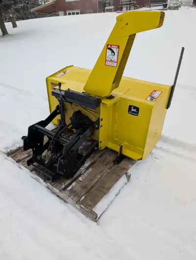 John Deere 420,430 47" snowblower, View more