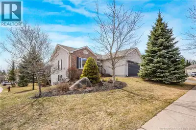 Welcome to 7 Wyngate Drive, located in the sought-after Mill Creek neighbourhood in the heart of Mar...