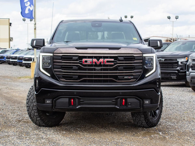 2022 GMC Sierra 1500 Crew Cab Short Box 4-Wheel Drive AT4X for s in Cars & Trucks in Edmonton - Image 3