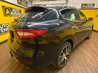 Luxury SUV featuring a 424-horsepower twin-turbo V6 engine, all-wheel-drive with a mechanical limite... (image 4)