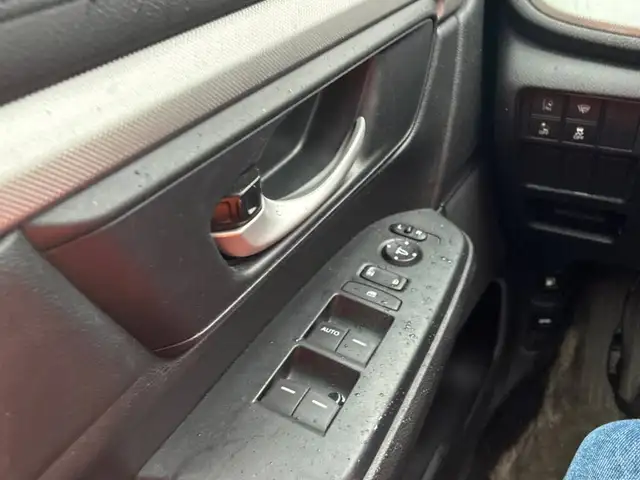 2017 Honda CR-V LX5982361685498470415