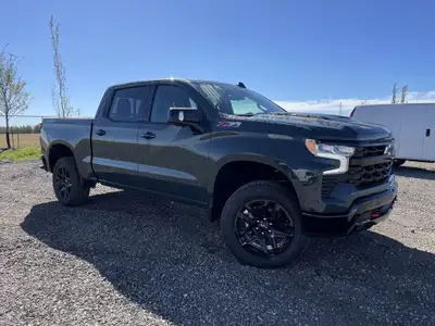 AMVIC Licensed Dealer The 2026 CHEVROLET SILVERADO 1500 LT TRAIL BOSS CREW CAB 4WD blends off-road c...