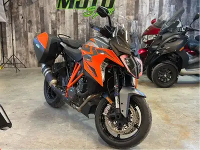 KTM 1290 Super Duke GT 2024 Valises en accessoires Rock Moto Sport Sherbrooke, Kawasaki, KTM, Cf Mot...
