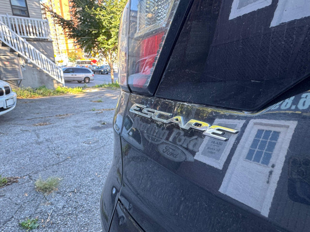 2017 Ford Escape 4WD ECOBOOST w/B.CAM 416-894-9099 Brian in Cars & Trucks in City of Toronto - Image 3