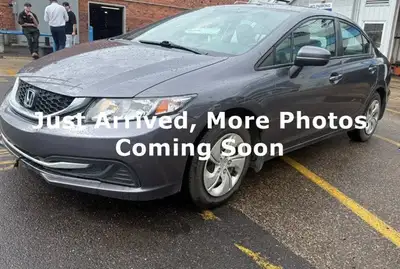 KBB.com Brand Image Awards. Only 106,377 Kilometers! This Honda Civic LX boasts a Regular Unleaded I...