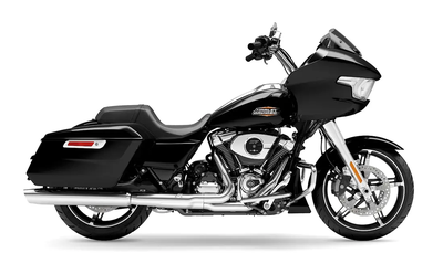 With a liquid-cooled Milwaukee-Eight 117 motor, selectable ride modes, ride-tuned suspension and the...