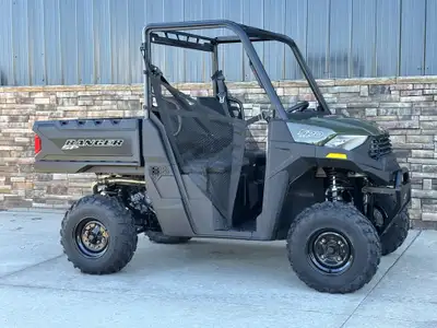 Engine Type: Single-Cylinder Displacement: 34.6 cu. in. (567 cc) Bore and Stroke: Bore: 3.9 in. (99...