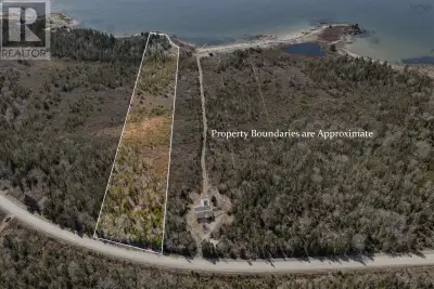 An exceptional opportunity to own a stunning piece of South Shore oceanfront. This 4.97acre parcel o...