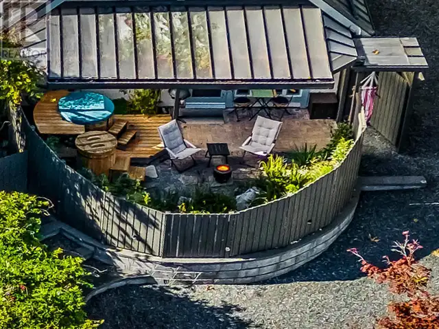 1901 EAST ROAD Other Islands, British Columbia in Houses for Sale in Comox / Courtenay / Cumberland - Image 21