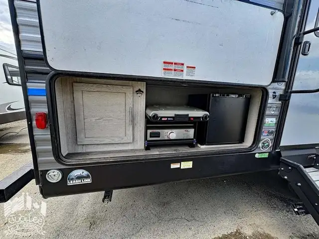 2022 ,Catalina,Coachmen RV 263BHSK in Travel Trailers & Campers in Kamloops - Image 6