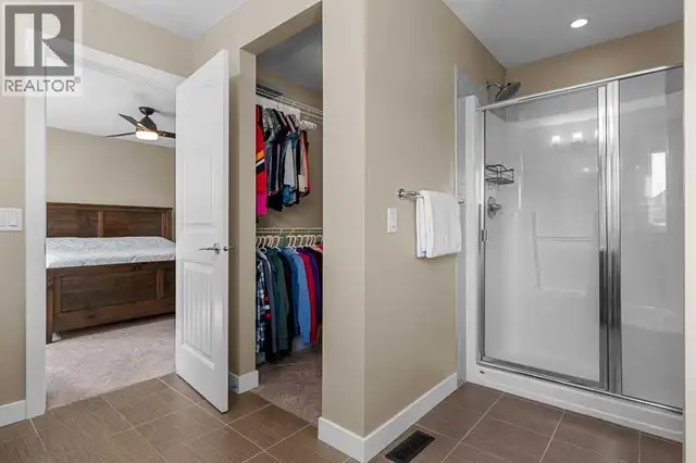 240 Copperpond Green SE Calgary, Alberta in Houses for Sale in Calgary - Image 25