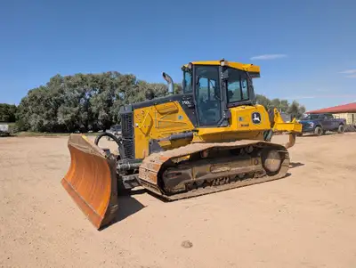 2022 DEERE 750L LGP, View more