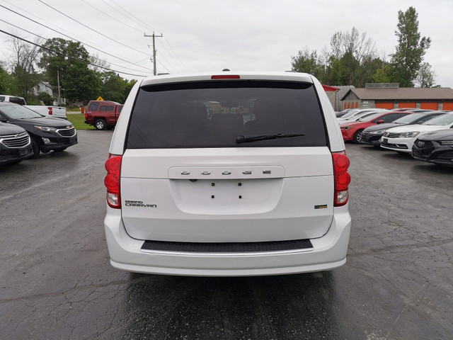 2019 Dodge Grand Caravan SE Plus in Cars & Trucks in Belleville - Image 4