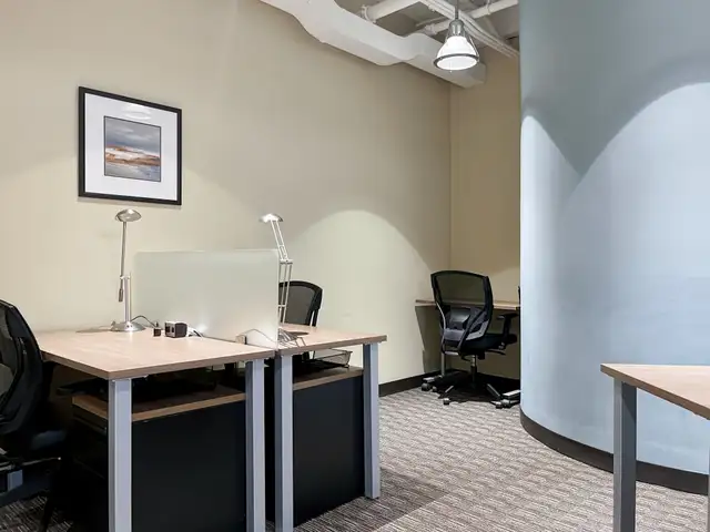 Office space for rent for 1 person in Queen Richmond Centre in Commercial & Office Space for Rent in City of Toronto - Image 10