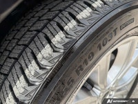 | Panoramic Vista Roof | Heated Front Seats | Heated Steering Wheel | Memory Seat | Rain-Sensing Wip... (image 9)