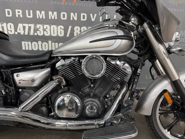 2012 Yamaha V-Star 950 Tourer in Street, Cruisers & Choppers in Drummondville - Image 6