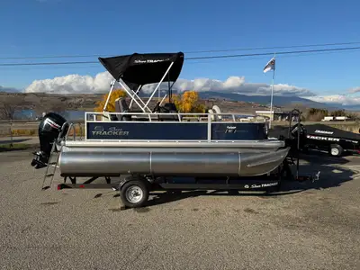 The All New Look 2026 Sun Tracker Bass Buggy 16 XL Select - Best Pontoon Boat $46,995 -$4,000 [ Supe...