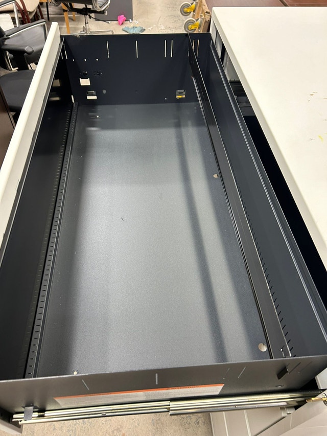 Herman Miller 4 Drawer Filing Wood Filing