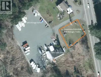 ****Great Opportunity****to establish your Business on light industrial land with direct access to t...