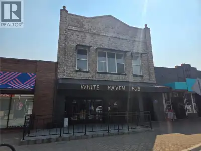 Offering 50% share of this historic building downtown Penticton, the Greer block. Featuring 5 modern...