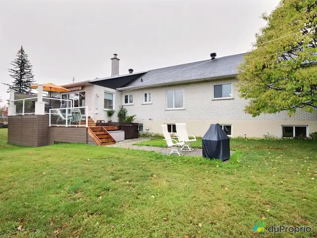 $875,000 - Bungalow for sale in St-Henri-de-Levis in Houses for Sale in Québec City - Image 4