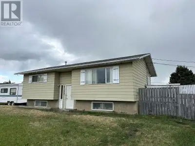 Location location! This 5 bedroom 2 bath home is waiting for its' new owner! Nice open layout on the...