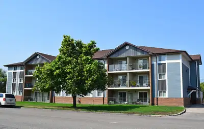 Number One Broadway Placeoffers spacious one- and two-bedroom suites in a safe, clean, and quiet are...