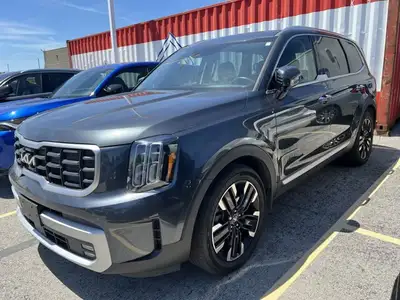 2024 Kia Telluride SX AWD 8 Passenger. No Accidents. Equipped with: Alloy Wheels, Dual Panel Moon Ro...