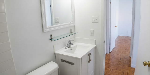 4 ½ à Louer – Vue sur le Fleuve Saint-Laurent in Long Term Rentals in City of Montréal - Image 13